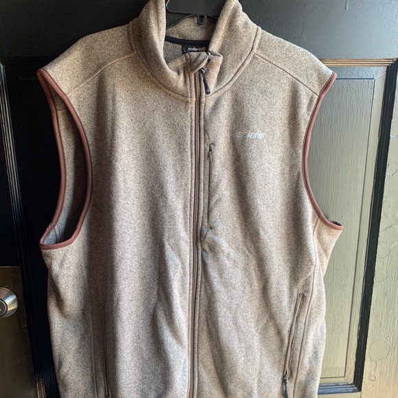 Men’s zip up vest - Picture 1 of 4